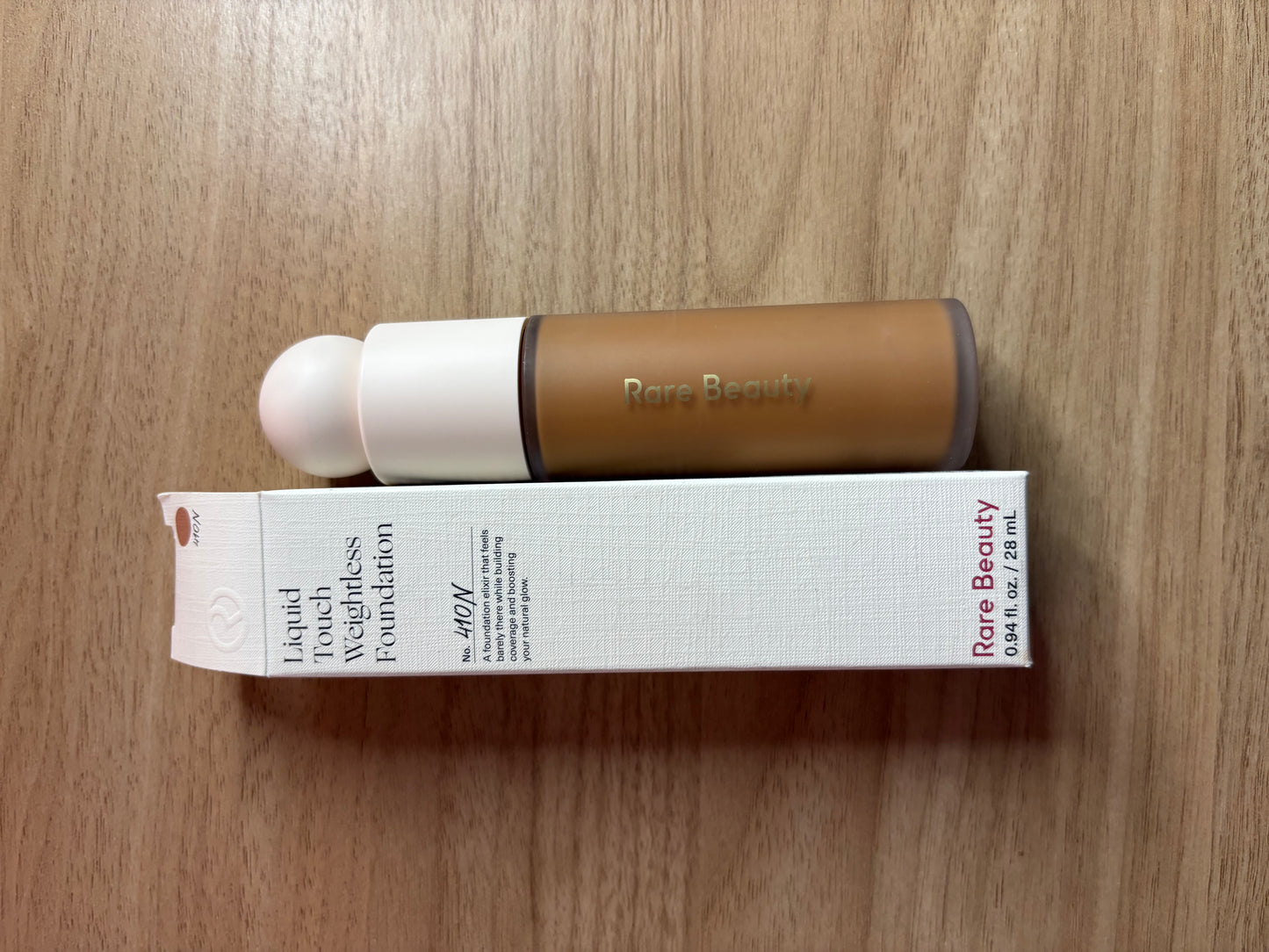 Rare Beauty Liquid Touch Weightless Foundation